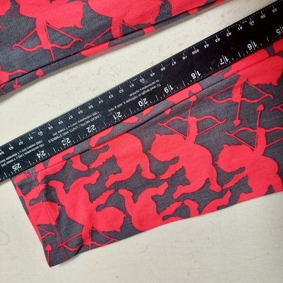Lularoe Red Gray Leggings‎ Pull On Elastic Waist OS Women Cupid Valentines Fun - Picture 4 of 9